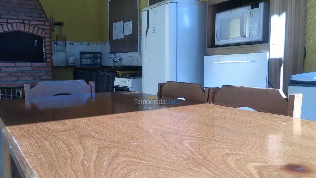 Casa para aluguel de temporada em Itanhaém (Balneário Gaivotas)