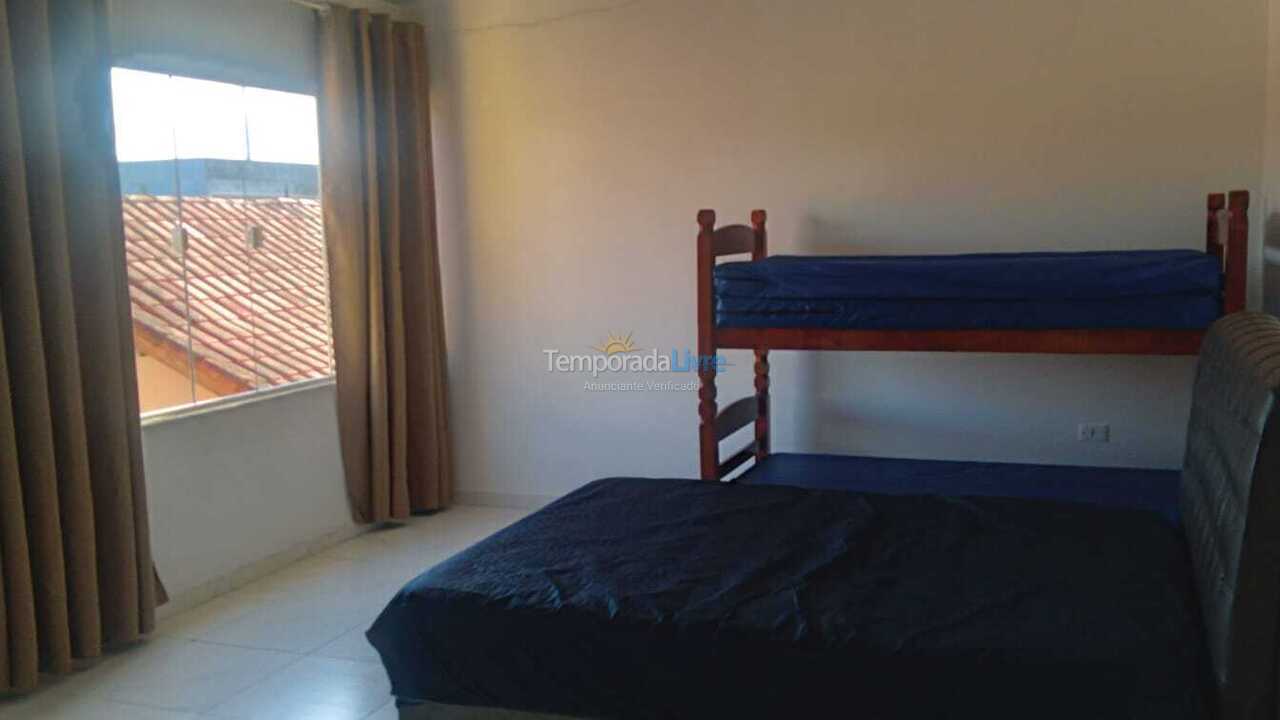 Casa para aluguel de temporada em Itanhaém (Balneário Gaivotas)