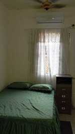 Kitnet prox. Praia do Gonzaguinha,Shopping e Sonda Supermercado