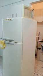 Kitnet prox. Praia do Gonzaguinha,Shopping e Sonda Supermercado