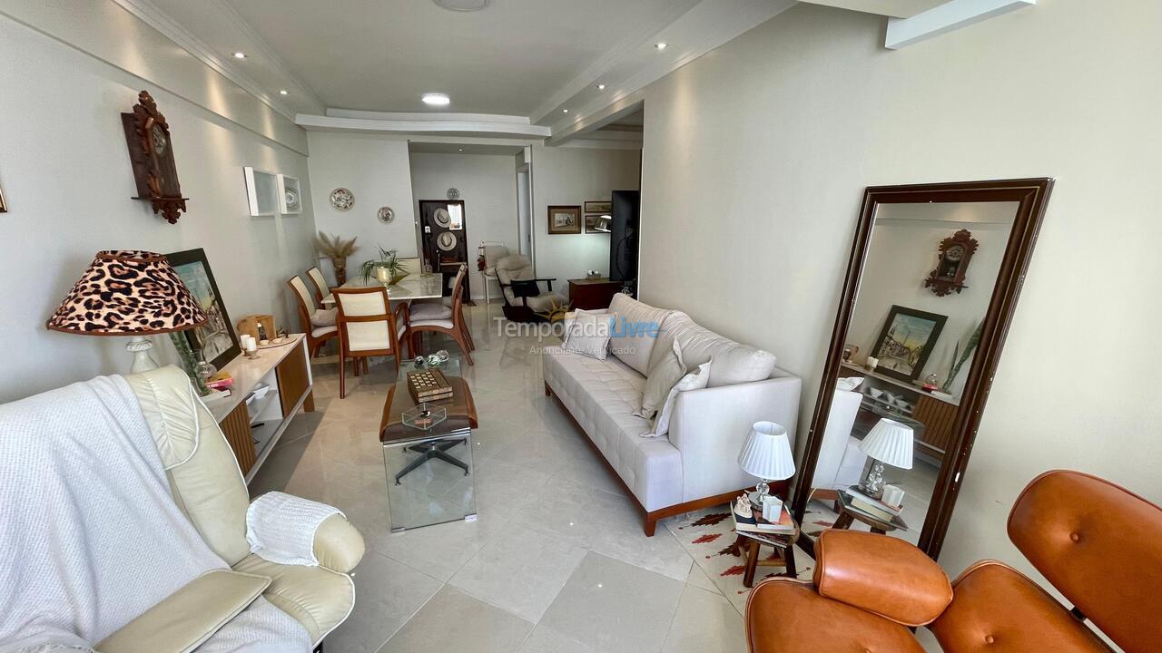 Apartamento para aluguel de temporada em Balneário Camboriú (Praia Central)