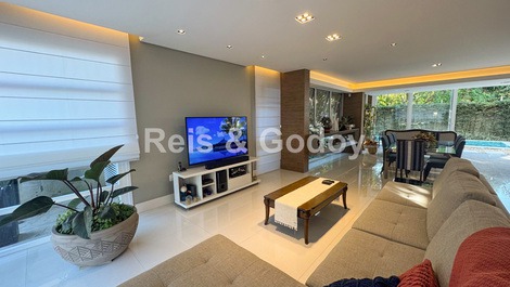 4 Suítes Condomínio Fechado Praia da Cachoeira