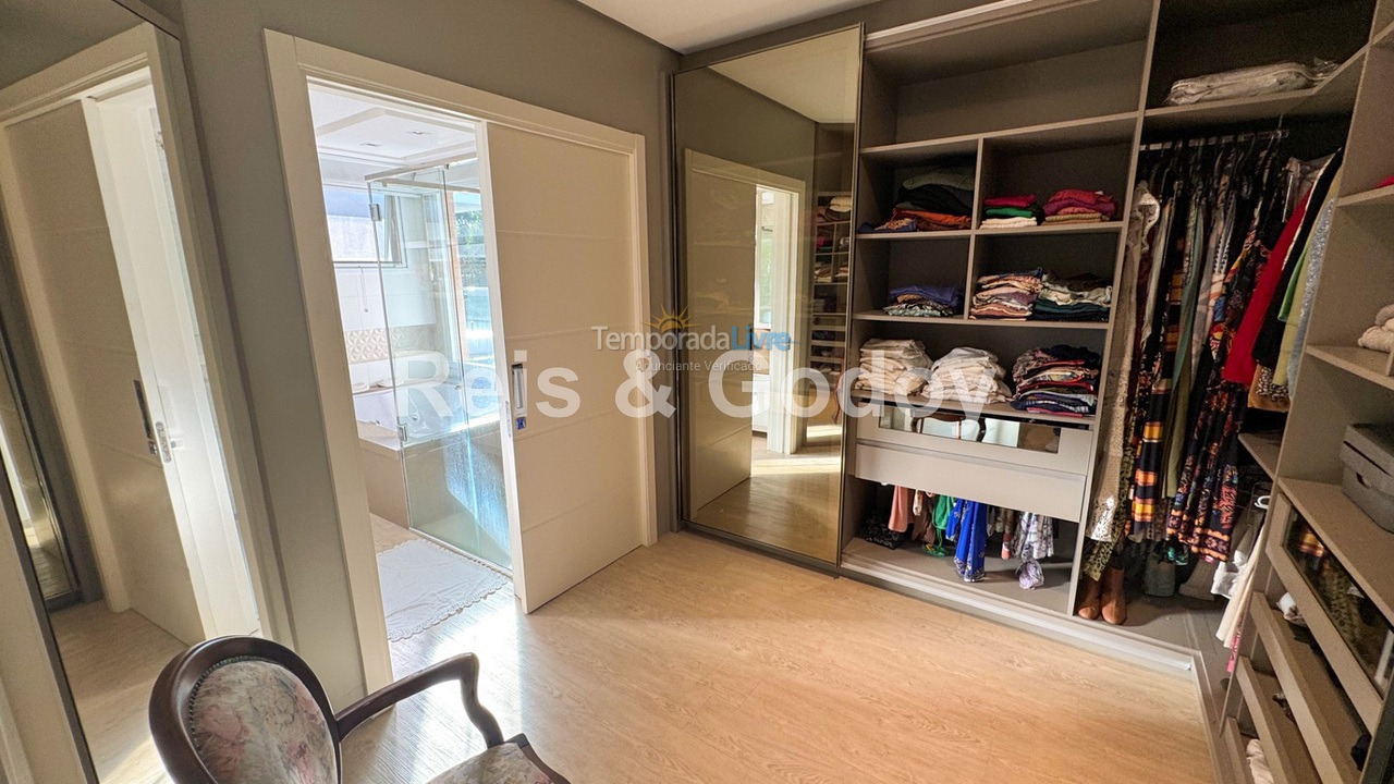 Casa para aluguel de temporada em Florianópolis (Cachoeira do Bom Jesus)