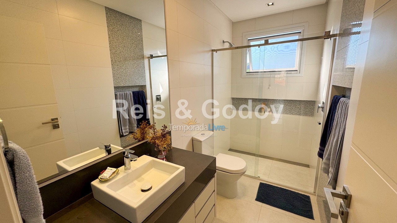 Casa para aluguel de temporada em Florianópolis (Cachoeira do Bom Jesus)