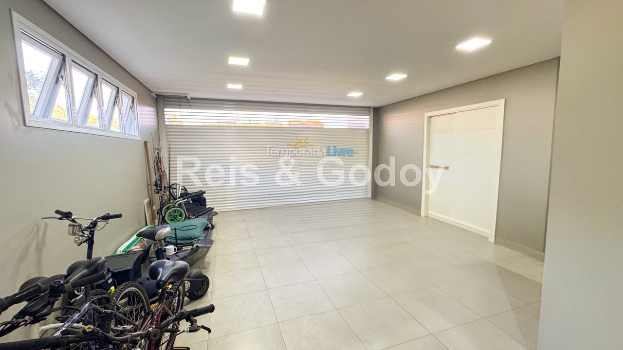 Casa para aluguel de temporada em Florianópolis (Cachoeira do Bom Jesus)