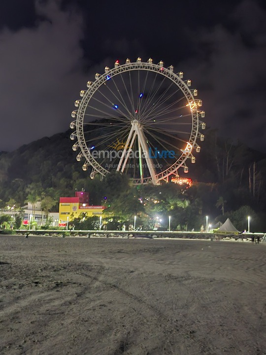 Apartamento para aluguel de temporada em Balneário Camboriú (Centro)