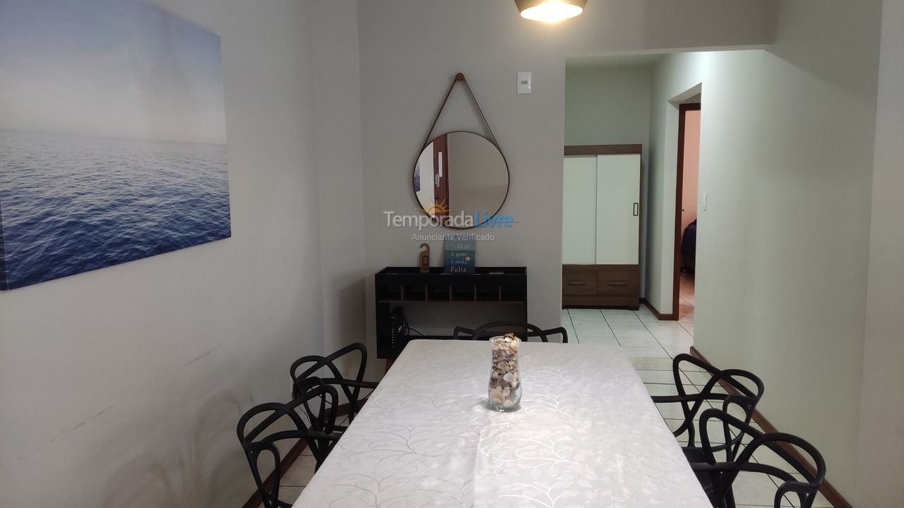 Apartamento para aluguel de temporada em Balneário Camboriú (Centro)