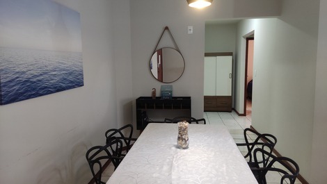 Confortável apartamento no centro em Balneário Camboriú SC