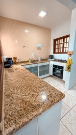 Casa pé na areia em Condomínio com segurança 24h