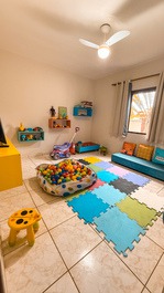 Casa pé na areia em Condomínio com segurança 24h