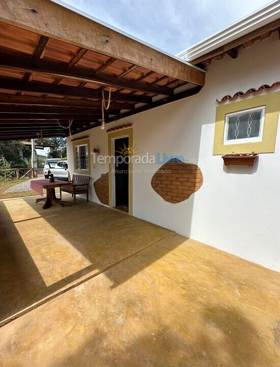 Casa para aluguel de temporada em Caconde (Estrada Pier 22)