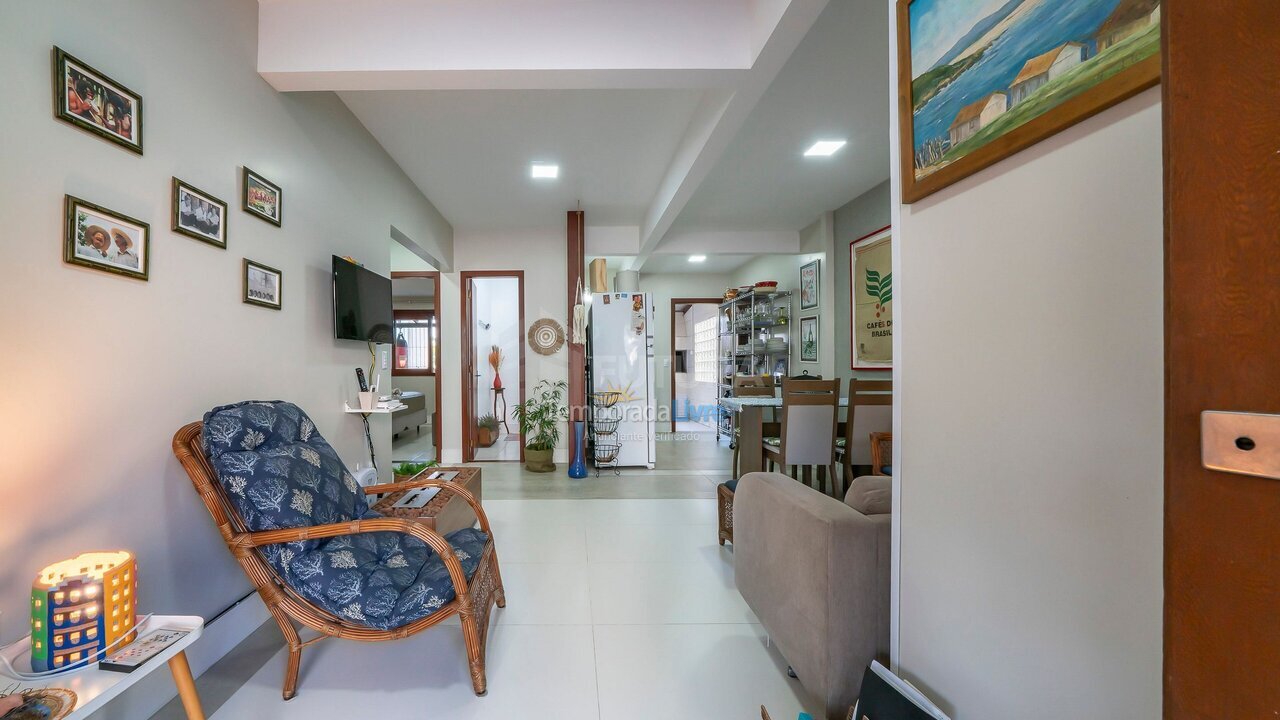 Apartamento para aluguel de temporada em Bombinhas (Praia de Bombinhas)