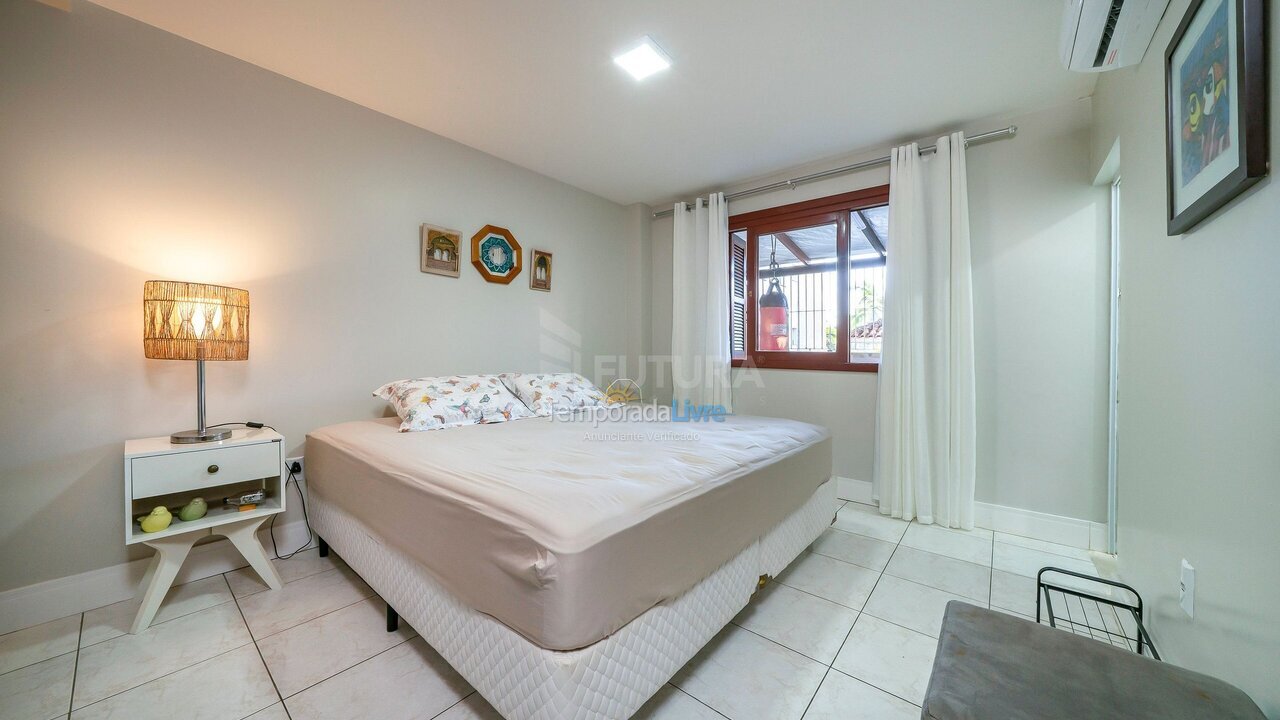 Apartamento para aluguel de temporada em Bombinhas (Praia de Bombinhas)