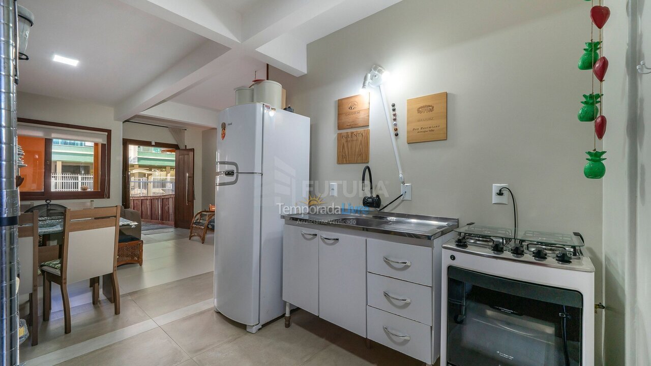 Apartamento para aluguel de temporada em Bombinhas (Praia de Bombinhas)