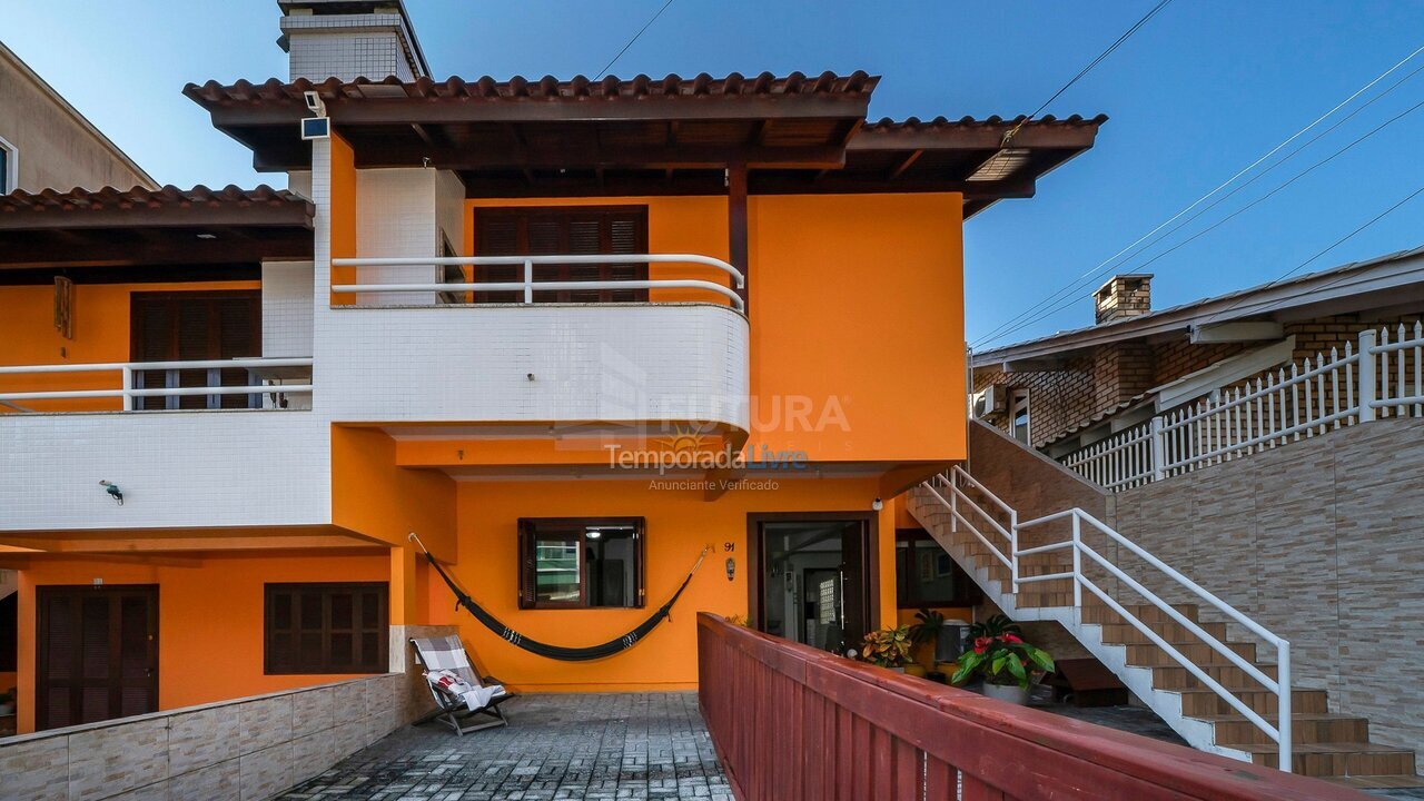 Apartamento para aluguel de temporada em Bombinhas (Praia de Bombinhas)