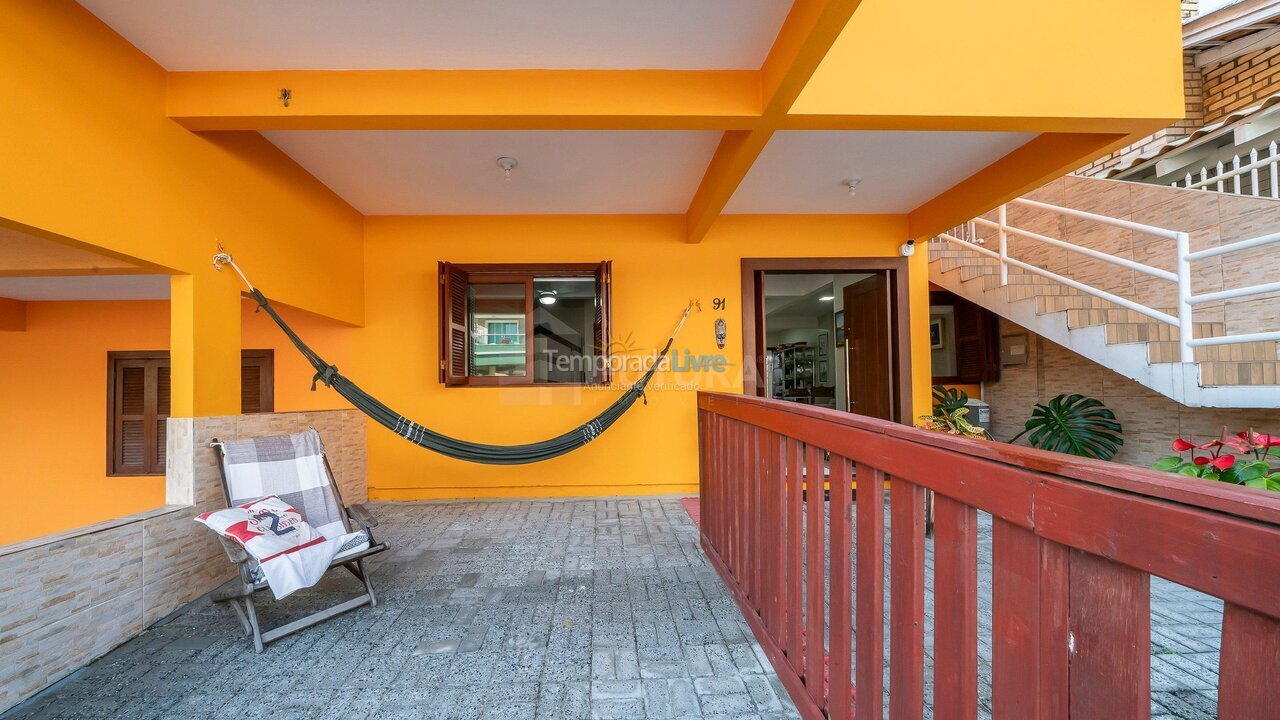 Apartamento para aluguel de temporada em Bombinhas (Praia de Bombinhas)