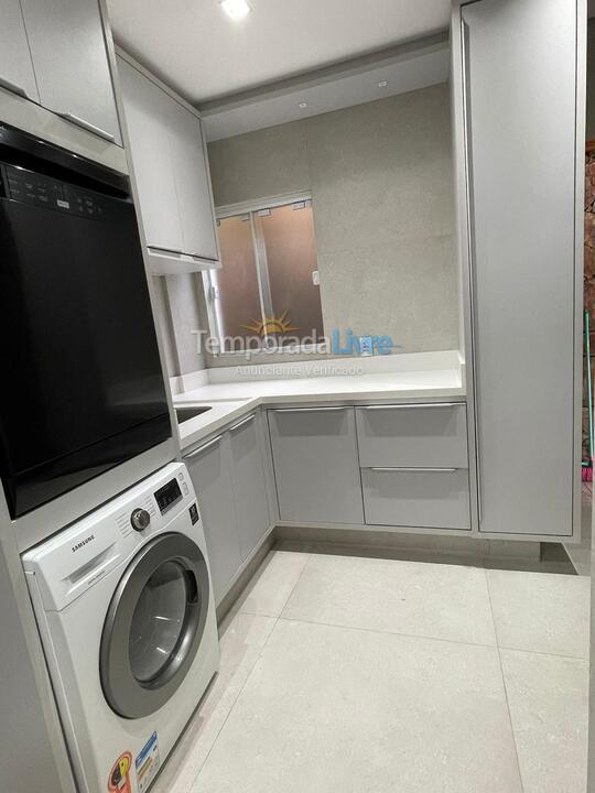 Casa para aluguel de temporada em Florianopolis (Canasvieiras)