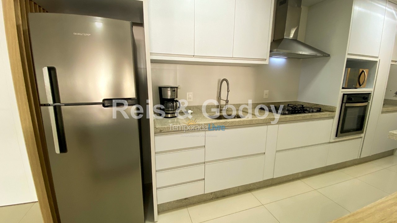 Apartamento para aluguel de temporada em Florianópolis (Jurere Tradicional)