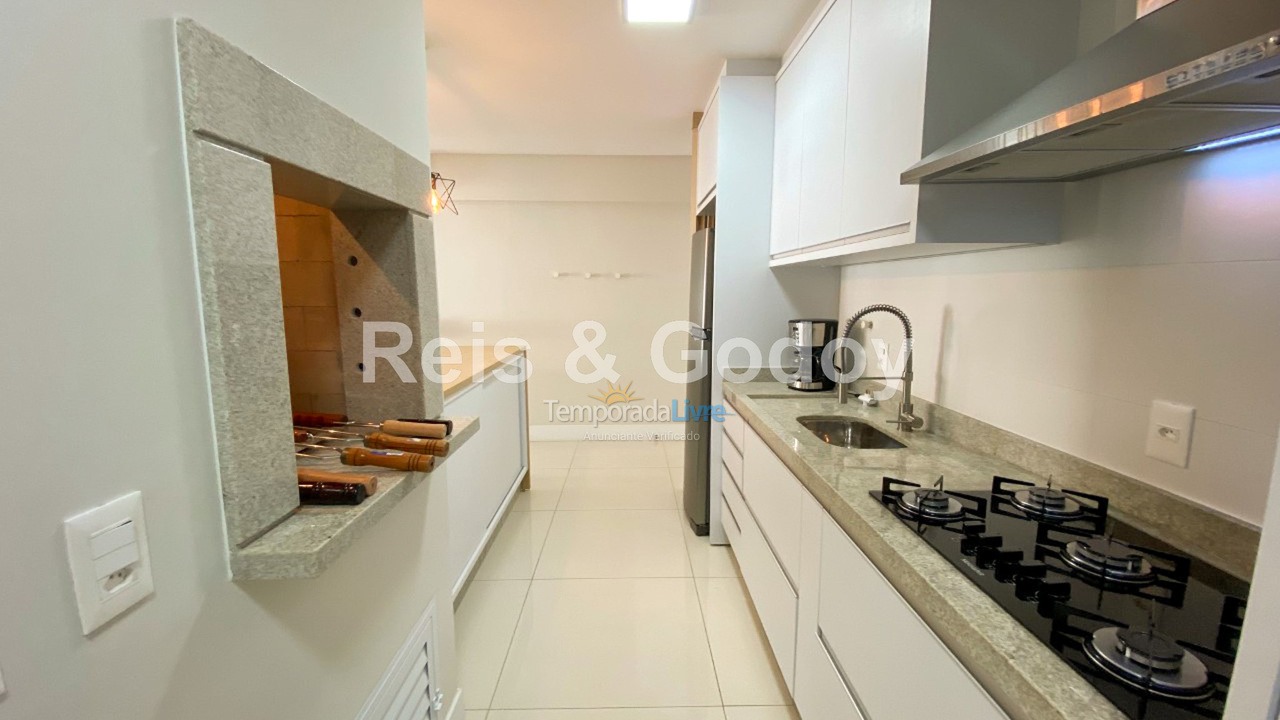 Apartamento para aluguel de temporada em Florianópolis (Jurere Tradicional)