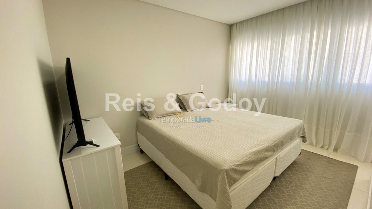 Apartamento para aluguel de temporada em Florianópolis (Jurere Tradicional)