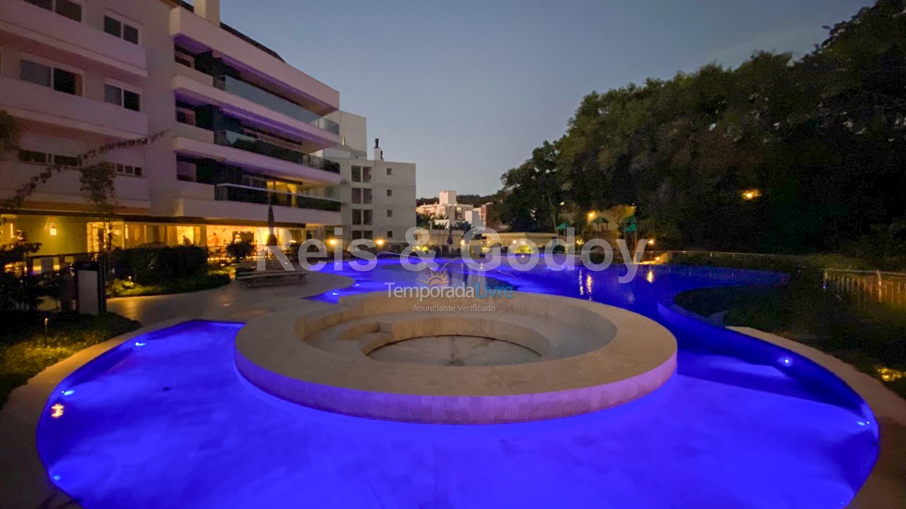 Apartamento para aluguel de temporada em Florianópolis (Jurere Tradicional)