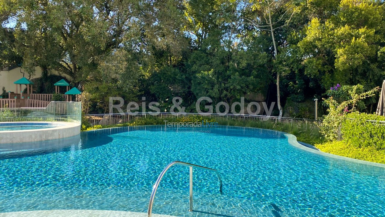 Apartamento para aluguel de temporada em Florianópolis (Jurere Tradicional)