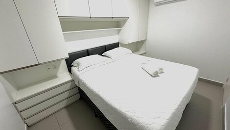 Meireles luxury compact