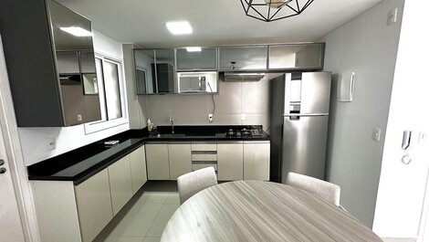 Meireles luxury compact