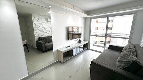 Meireles luxury compact