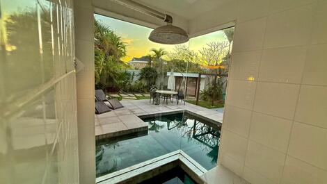 Casa alto padrão 4 suítes - cond Del lago Barra da Tijuca!