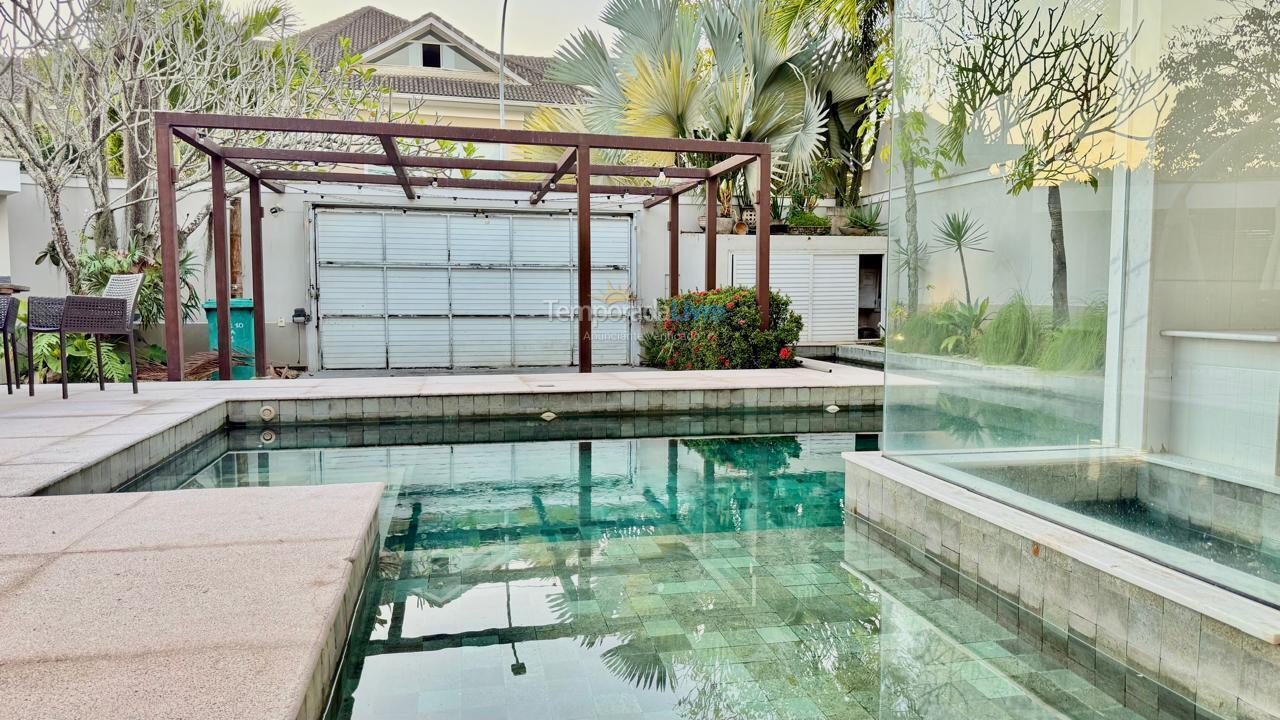 Casa para aluguel de temporada em Rio de Janeiro (Barra da Tijuca)
