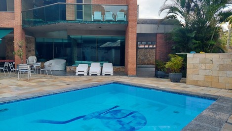 SEASONAL HOUSE ON GUARATUBA BEACH, DIRECTLY ON THE BEACH 80 METERS