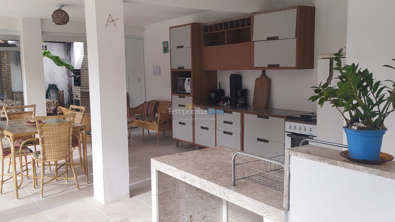 House for vacation rental in Camaçari (Barra do Jacuípe)