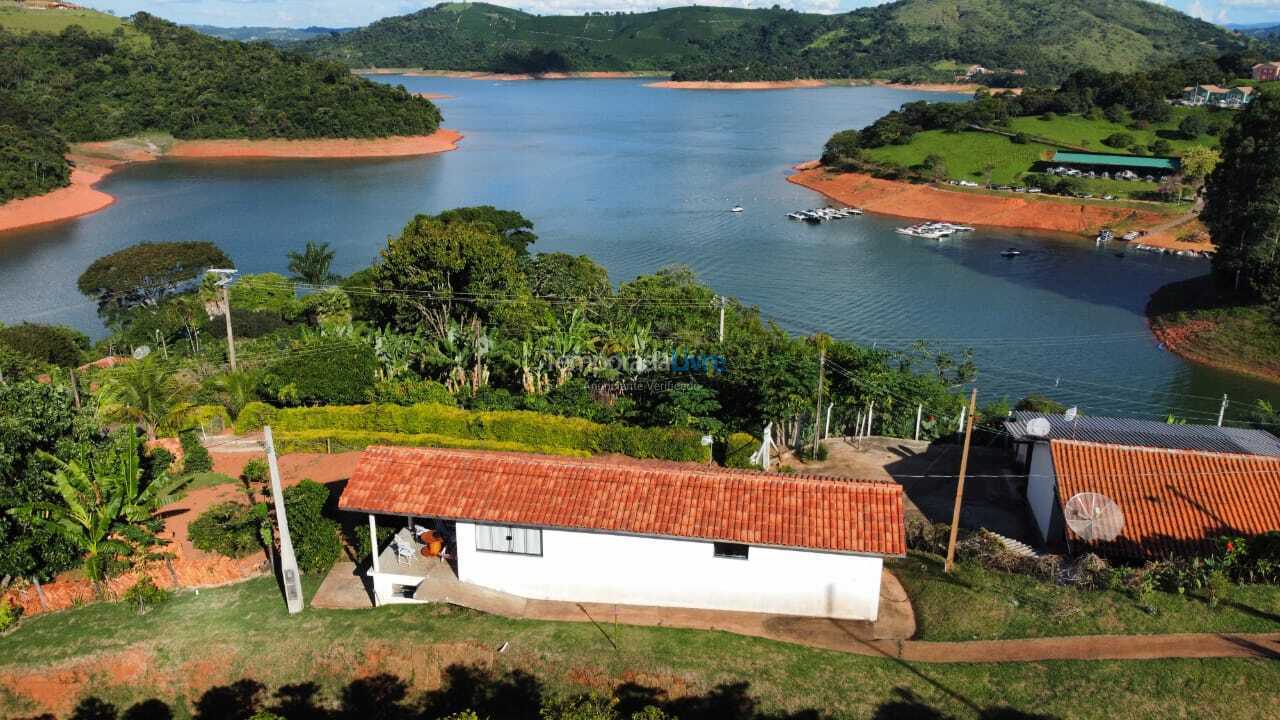 Casa para aluguel de temporada em Caconde (Estrada Pier 22)