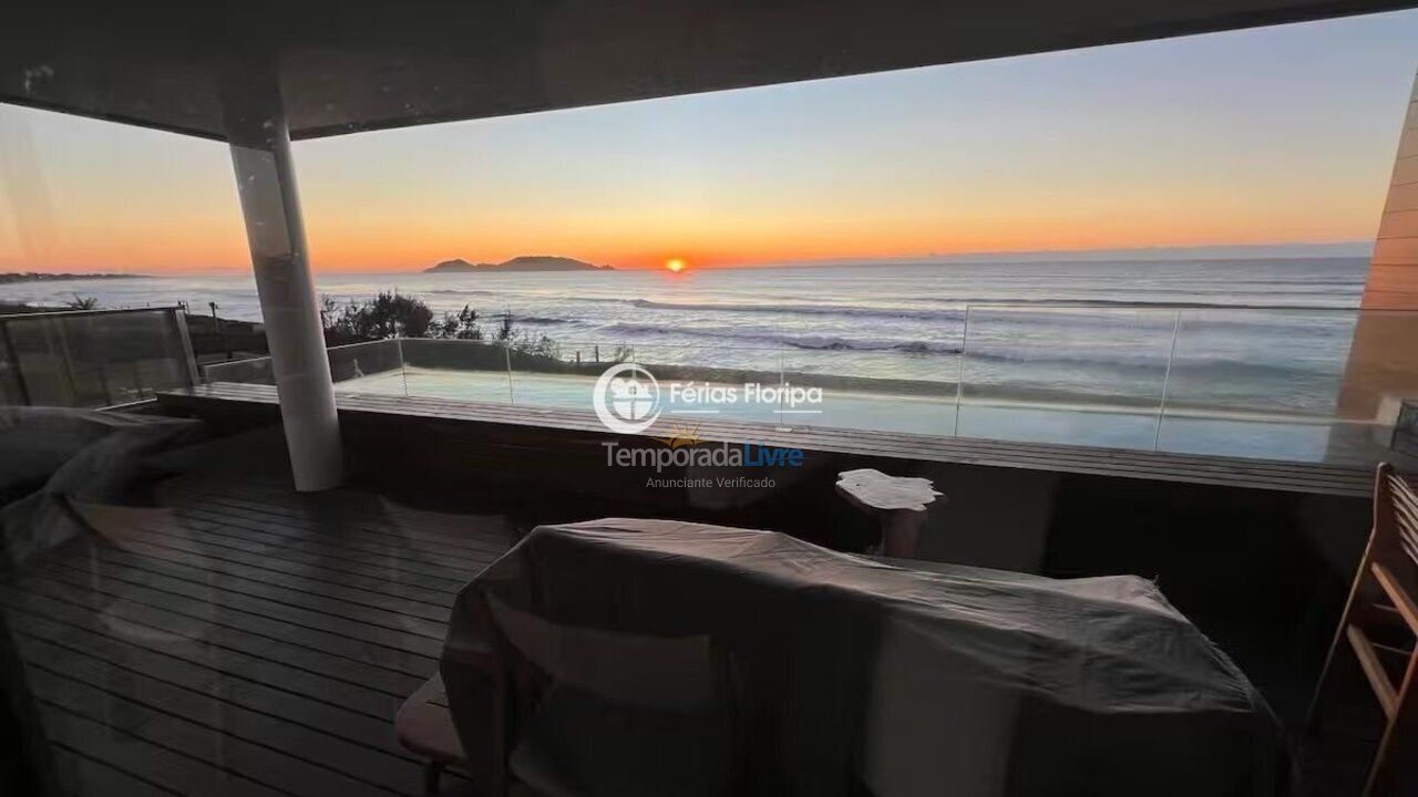 Apartamento para aluguel de temporada em Florianópolis (Morro das Pedras)