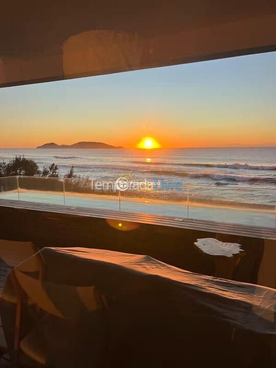 Apartamento para aluguel de temporada em Florianópolis (Morro das Pedras)