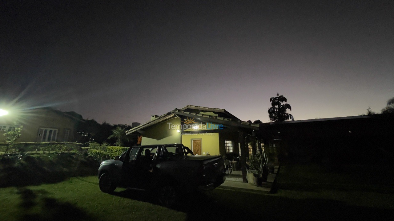 Casa para aluguel de temporada em Boituva (Condominio Vitassay)