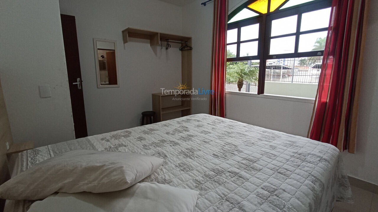 Casa para aluguel de temporada em Florianopolis (Praia dos Ingleses)