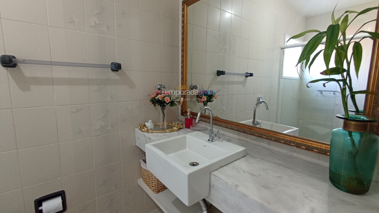 Casa para aluguel de temporada em Florianopolis (Praia dos Ingleses)