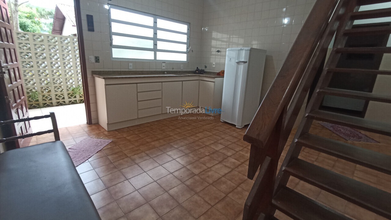 Casa para aluguel de temporada em Florianopolis (Praia dos Ingleses)