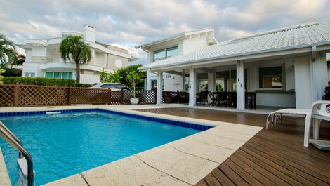 Casa para alugar em Florianopolis - Jurerê Internacional
