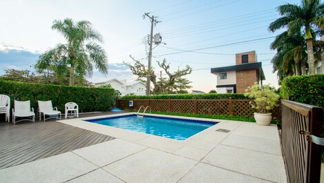 Excelente Casa para aluguel de temporada em Jurerê Internacional,...