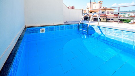 Hermoso ático con piscina privada en Open Shopping