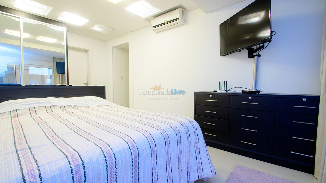 Casa para aluguel de temporada em Florianopolis (Jurerê Internacional)