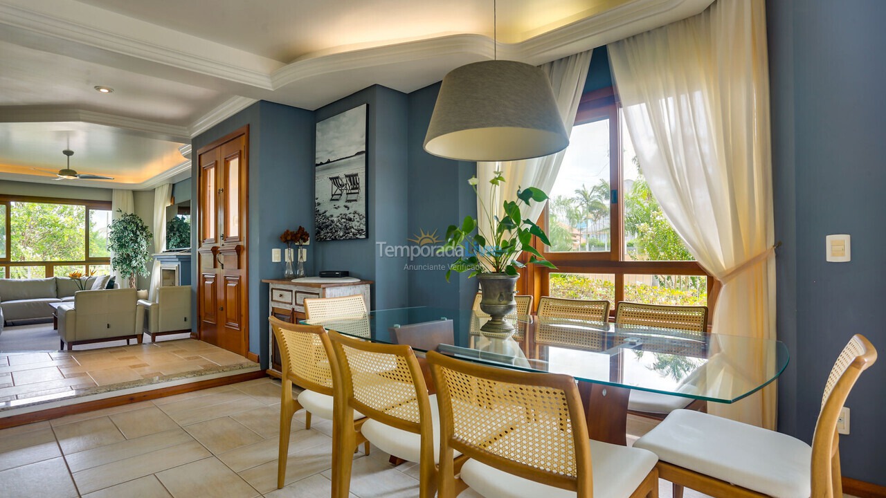 Casa para aluguel de temporada em Florianopolis (Jurerê)