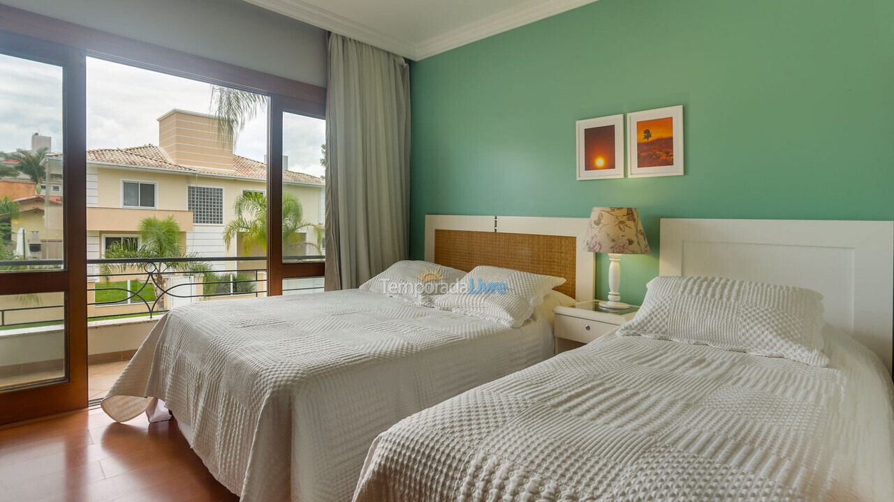 Casa para aluguel de temporada em Florianopolis (Jurerê)