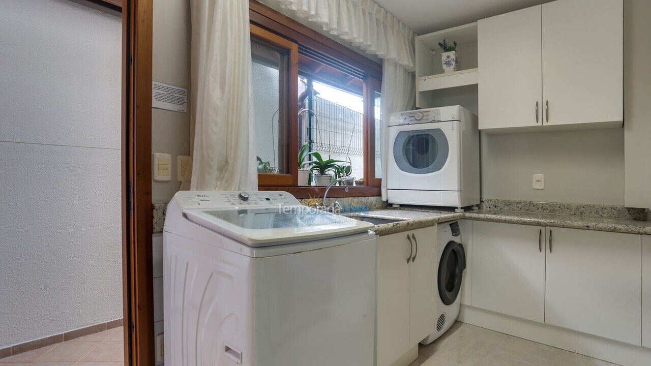 Casa para aluguel de temporada em Florianopolis (Jurerê)