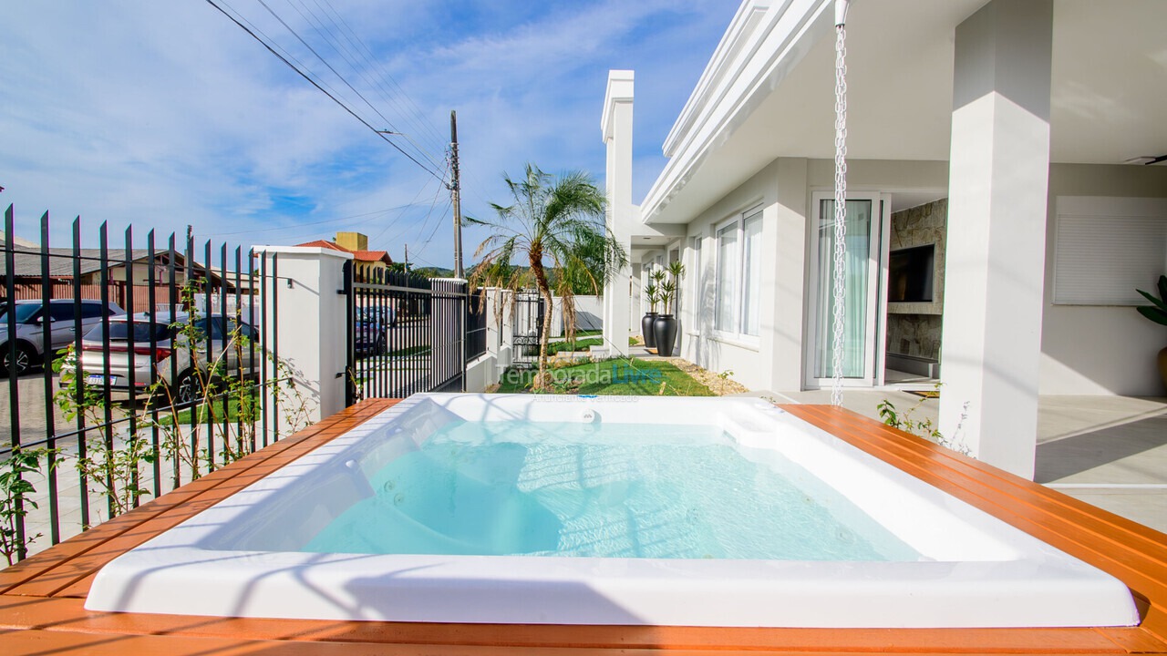 House for vacation rental in Florianopolis (Daniela)