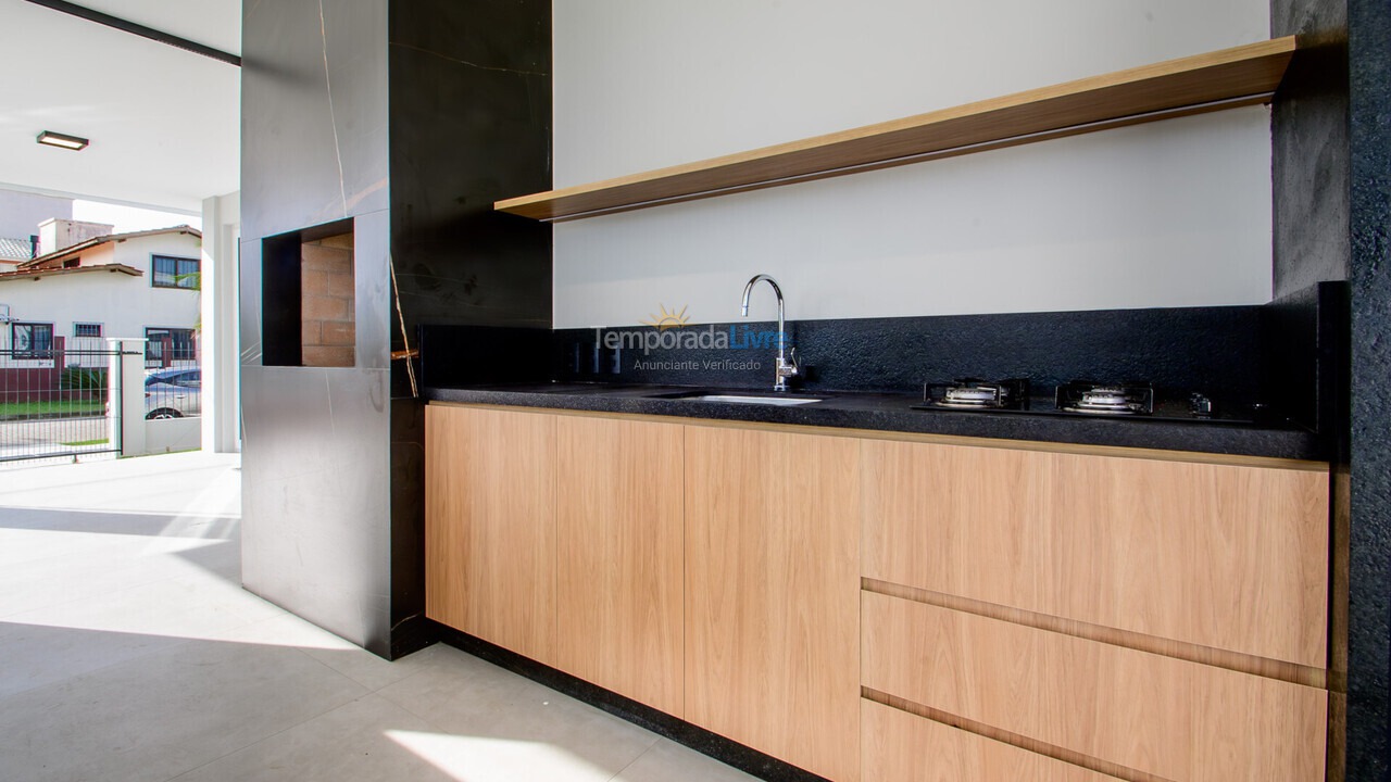 House for vacation rental in Florianopolis (Daniela)