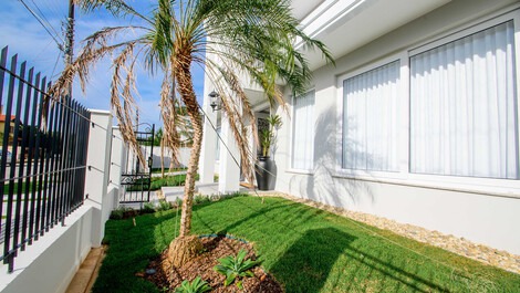 Great house with pool and air conditioning, for 14 people